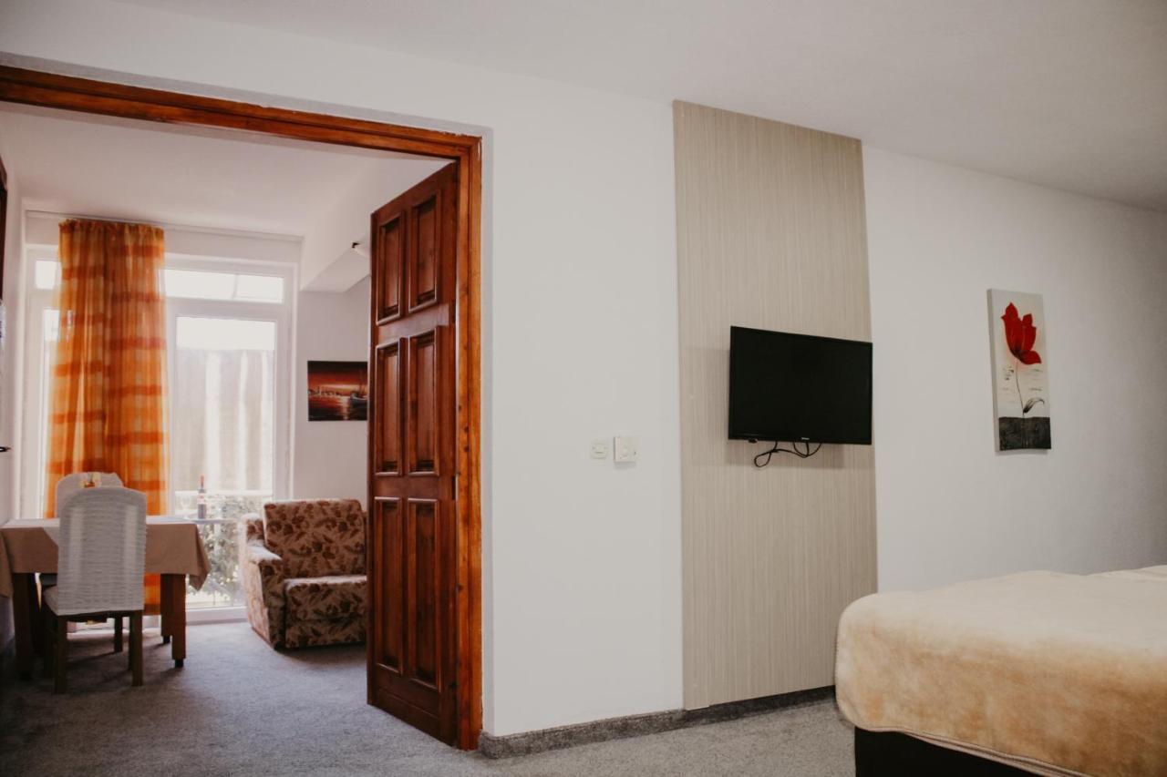 Hotel Villa Matic Неум Екстериор снимка